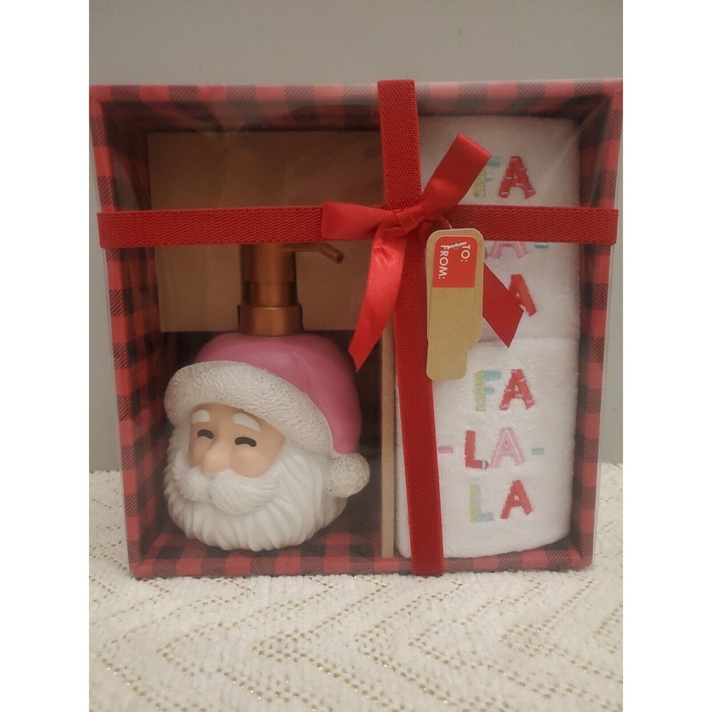 Mistletoe Farms Jolly Santa 3-piece Counter Set Soap Dispenser  Towels MSRP $ 40